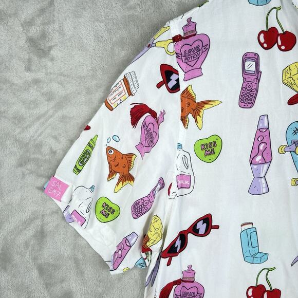 Salem 7 Sticker Short Sleeve Button Up Shirt Men's Small Y2K Skater Indiecore - Picture 4 of 13